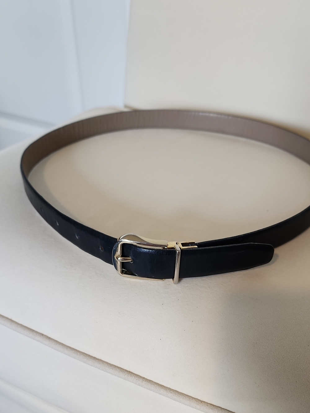 Classic Black Leather Belt with Goldtone Buckle - Women's Accessory Sz M-L